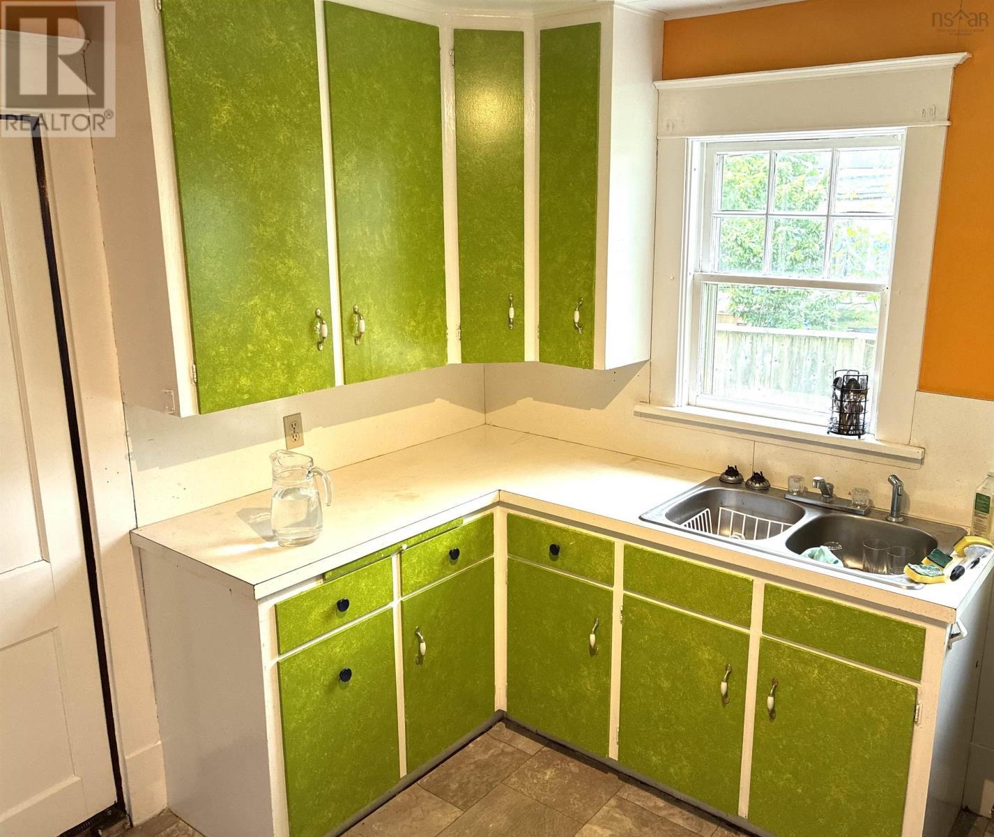 1 DEXTER Avenue - 10