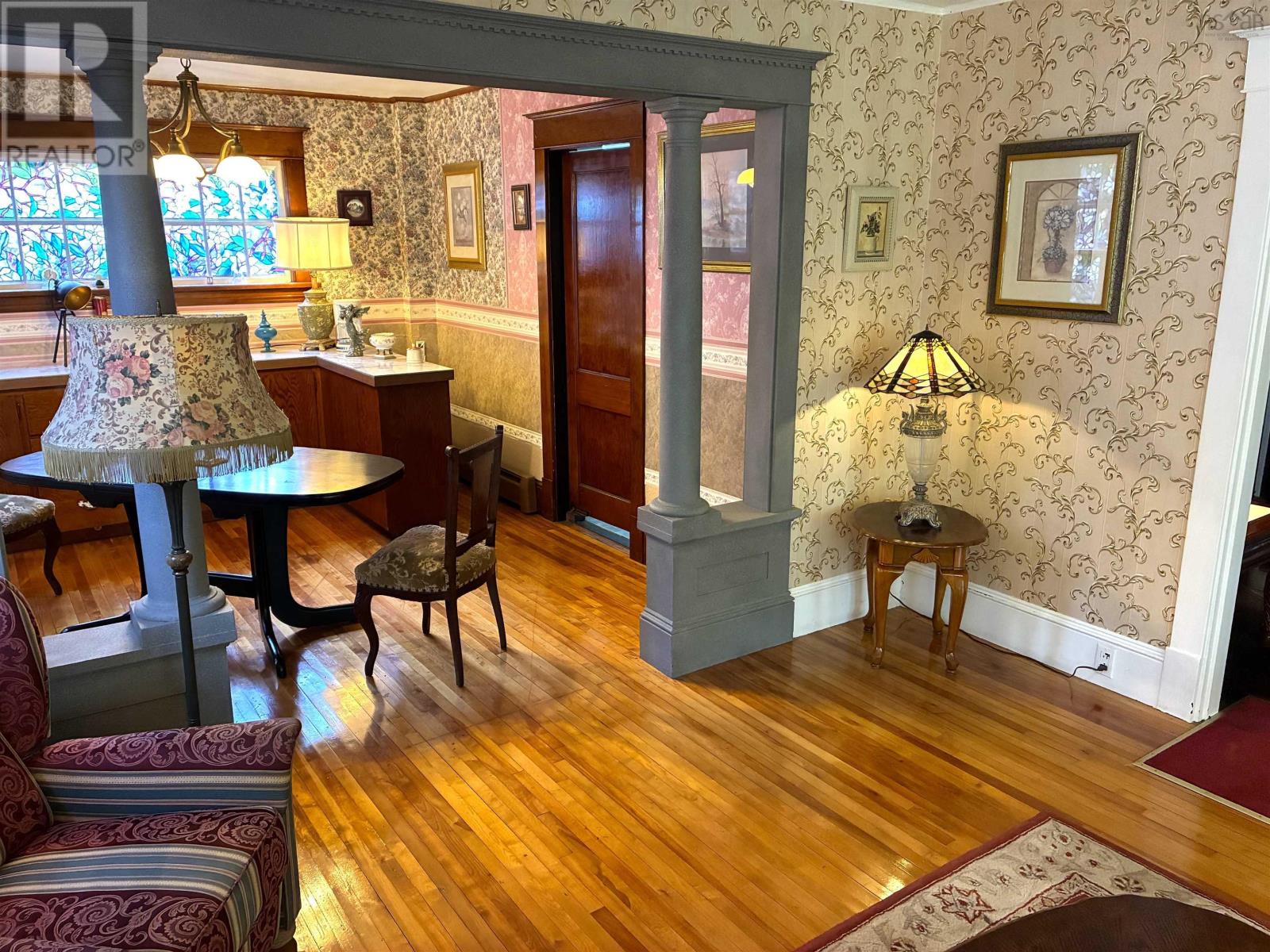 1 DEXTER Avenue - 6