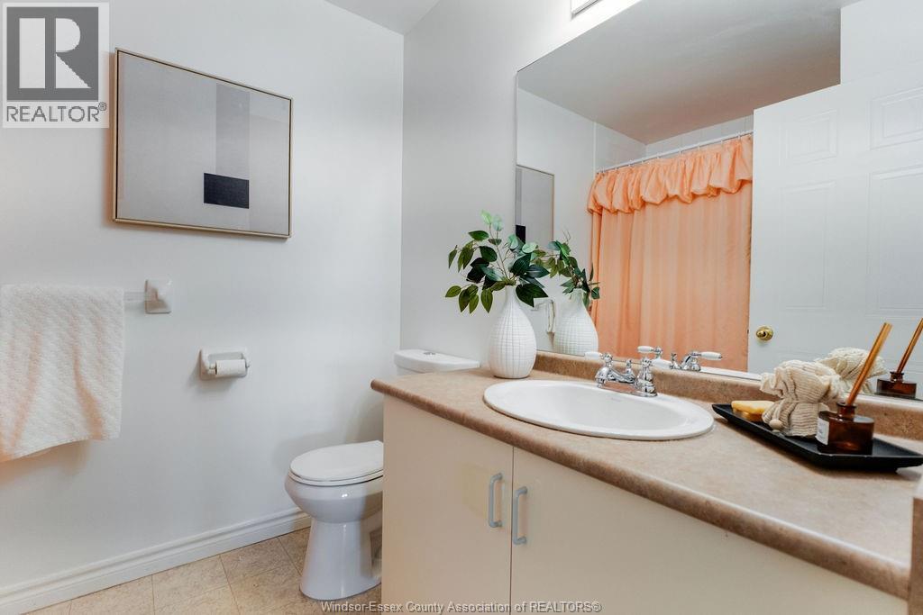 #222 1390 LAUZON ROAD - 22