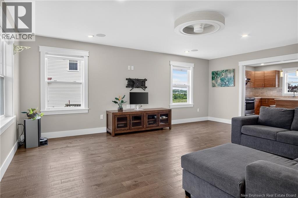 7 Mosaic Drive - Image 7