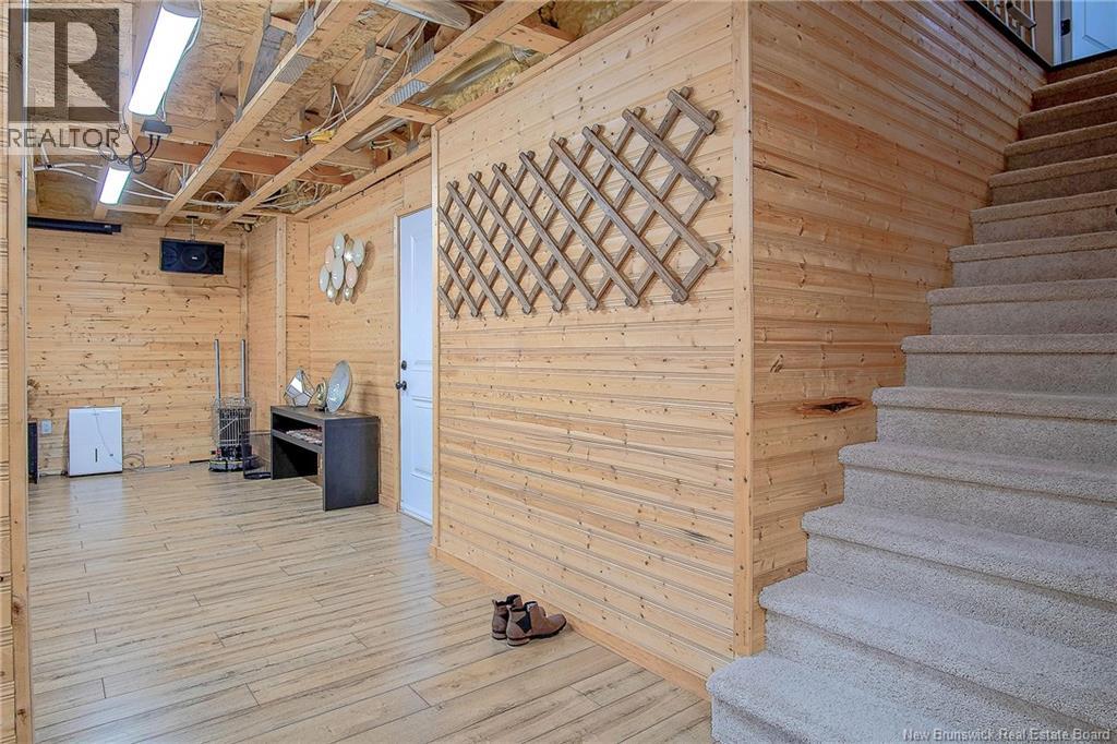 7 Mosaic Drive - Image 36