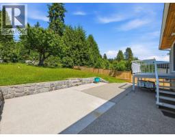 1218 Chamberlain Drive, North Vancouver, BC V7K1P3 Photo 17