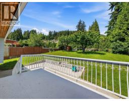 1218 Chamberlain Drive, North Vancouver, BC V7K1P3 Photo 16