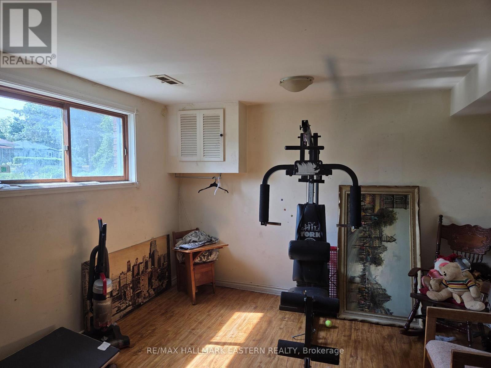 618 DONEGAL STREET - 10