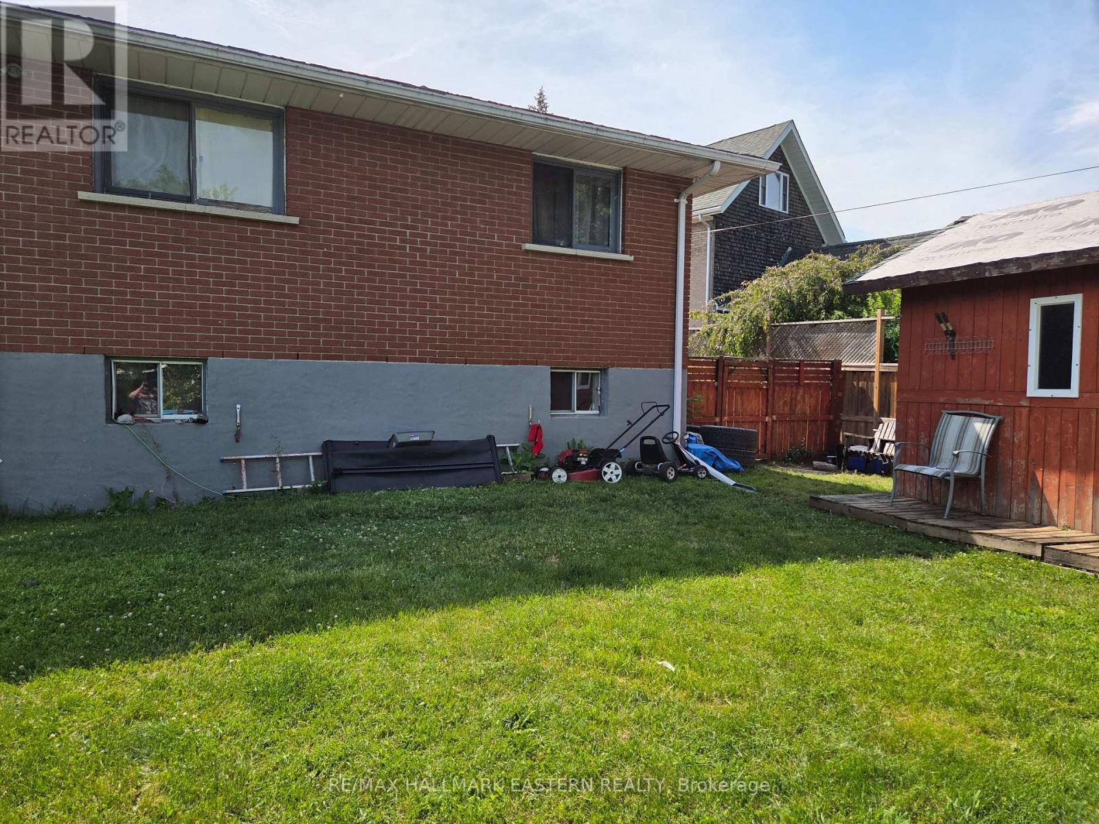 618 DONEGAL STREET - 12
