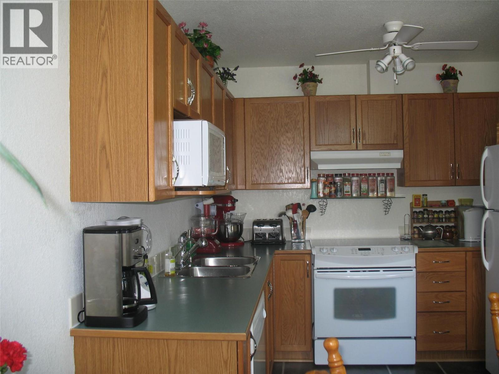 #6 7369 Prospector Avenue - 15