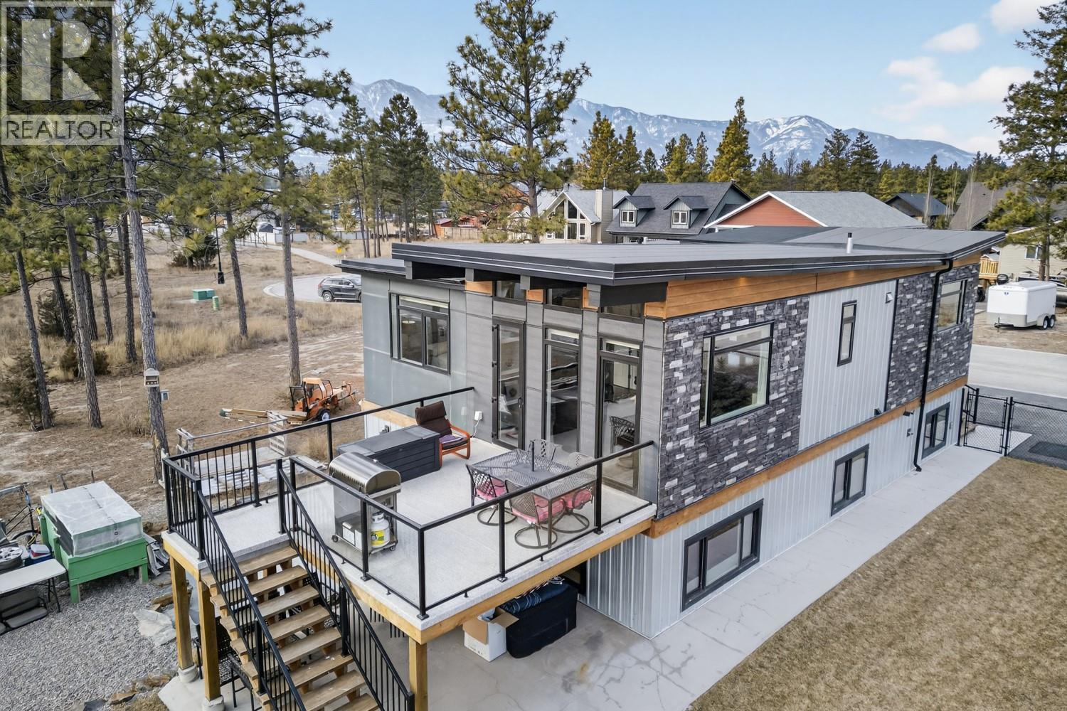 4978 Ponderosa Crescent - 1