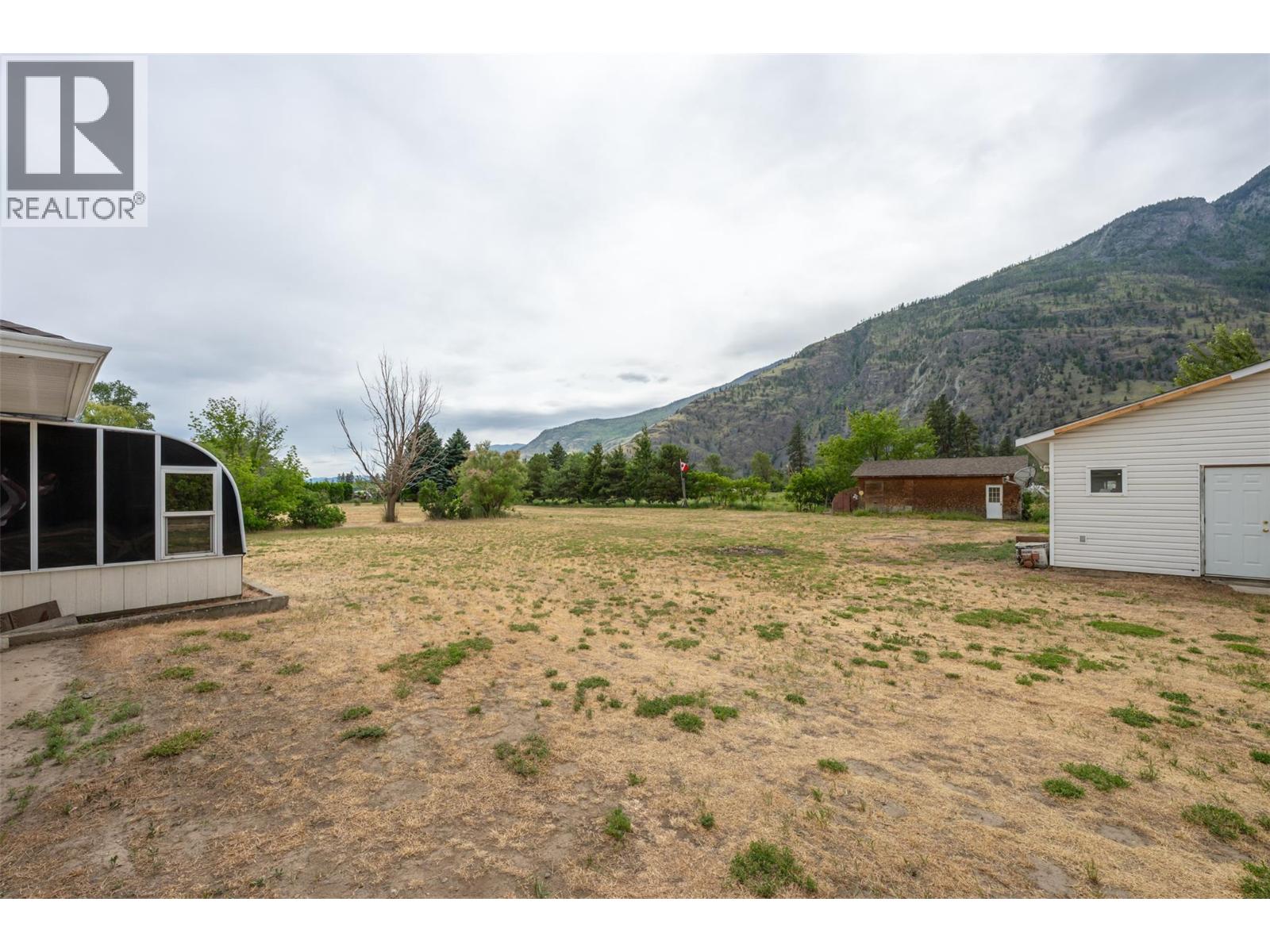 2185 Newton Road, Cawston
