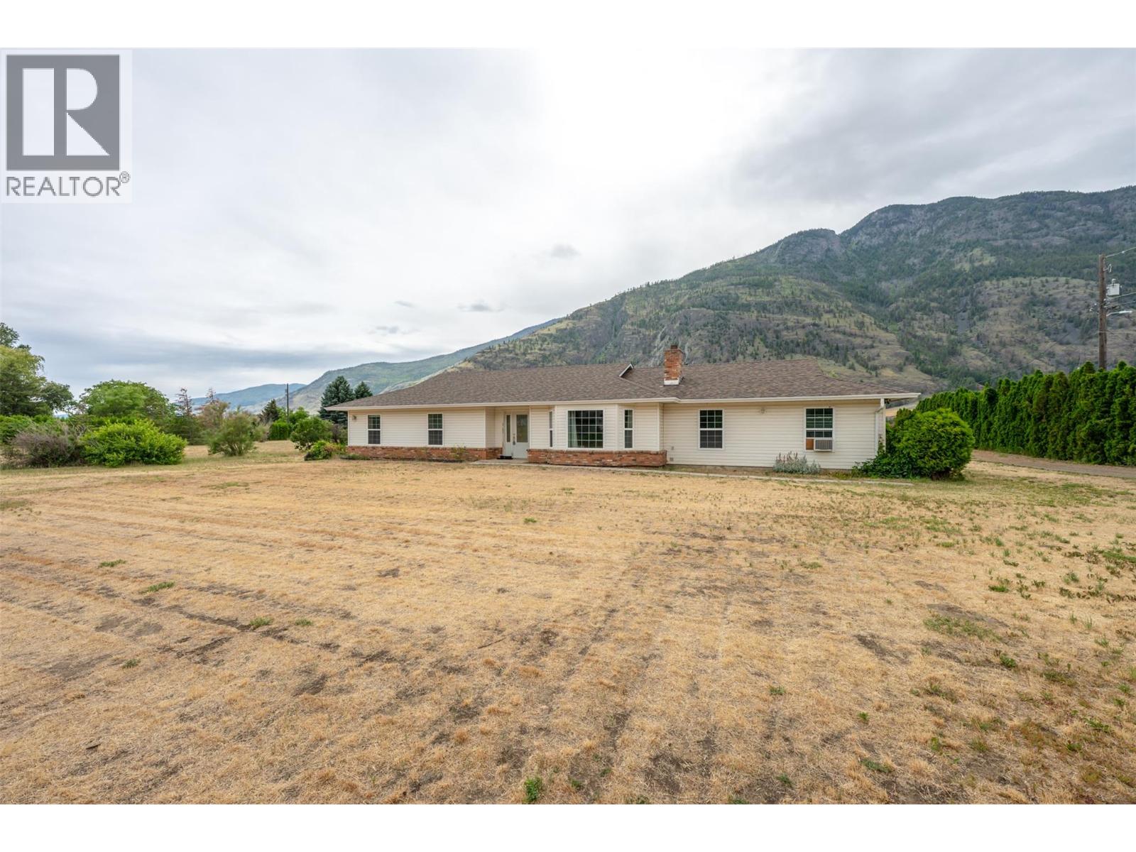 2185 Newton Road, Cawston