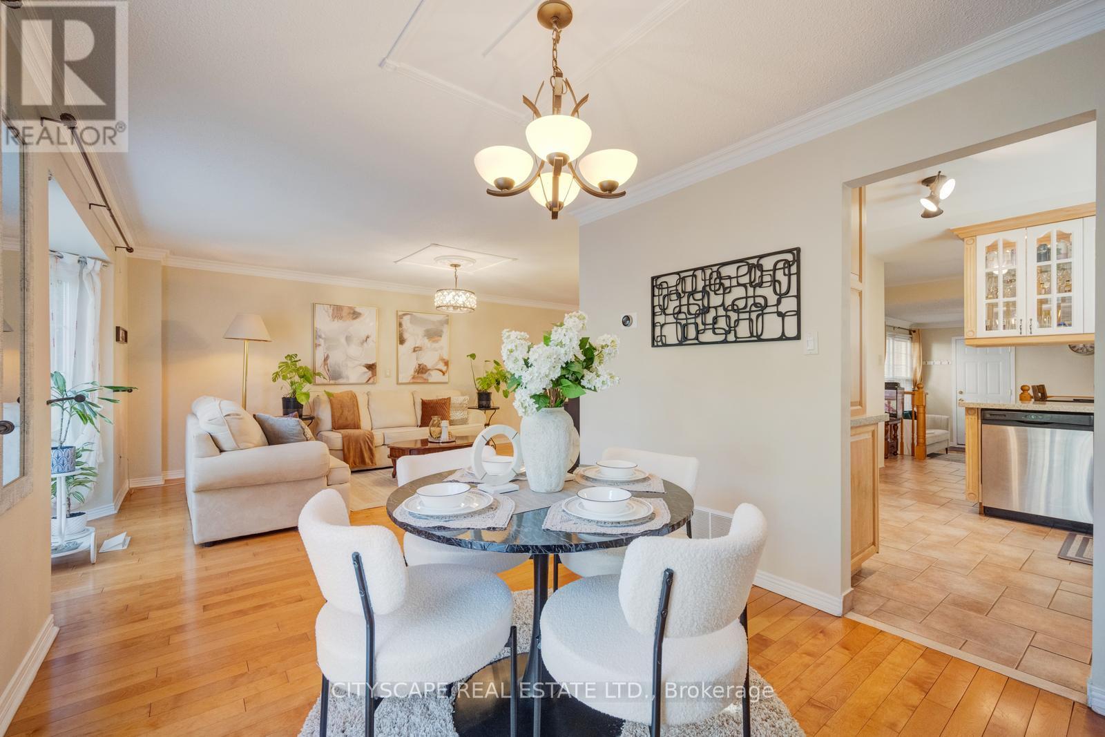 301 KINGSBRIDGE GARDEN - 11