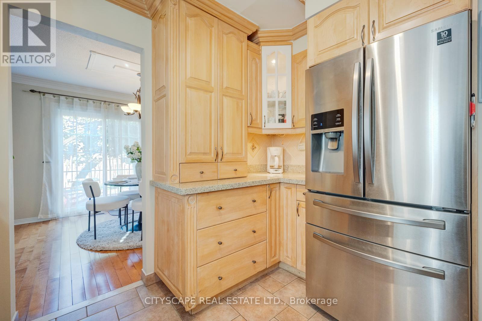 301 KINGSBRIDGE GARDEN - 16