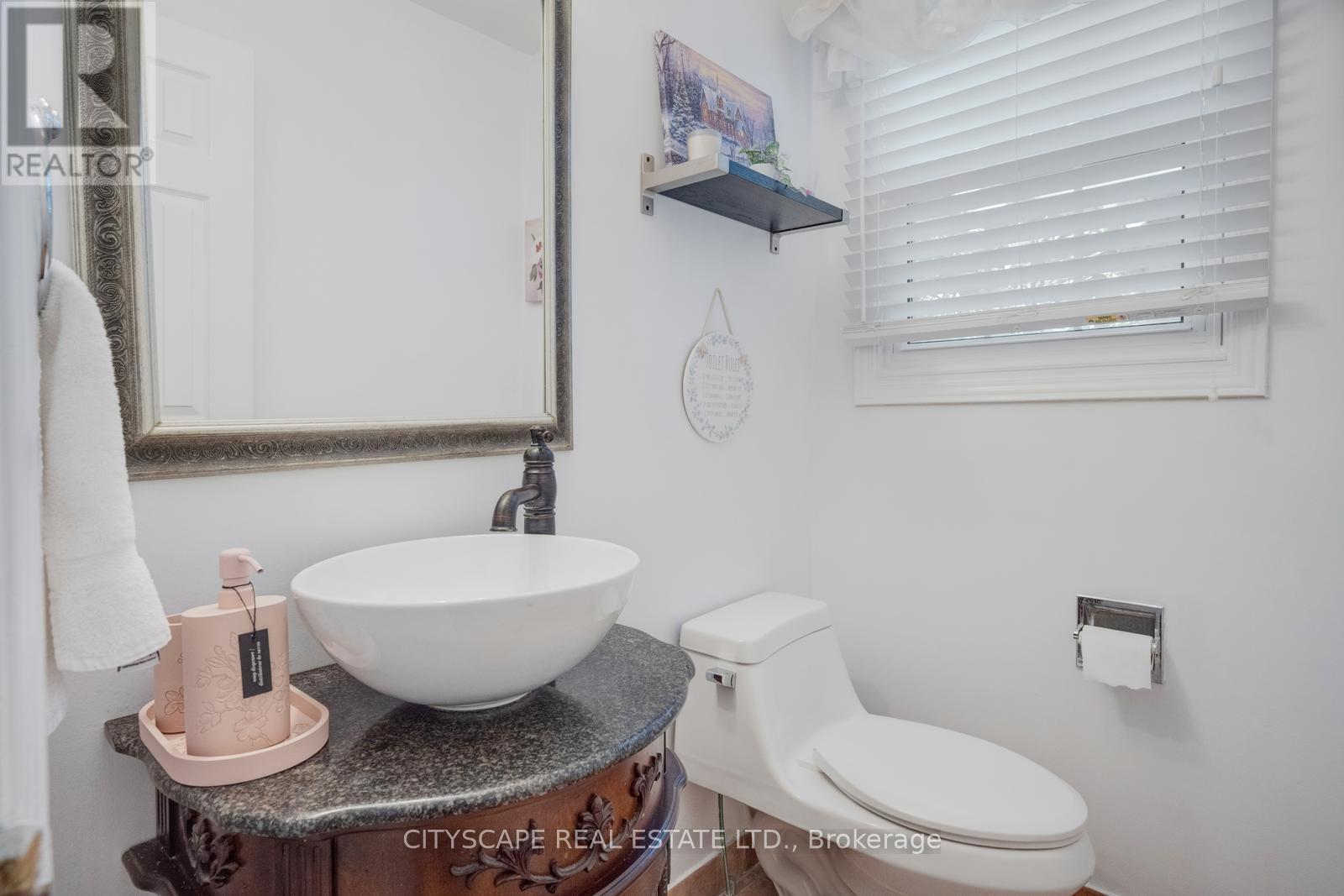 301 KINGSBRIDGE GARDEN - 21