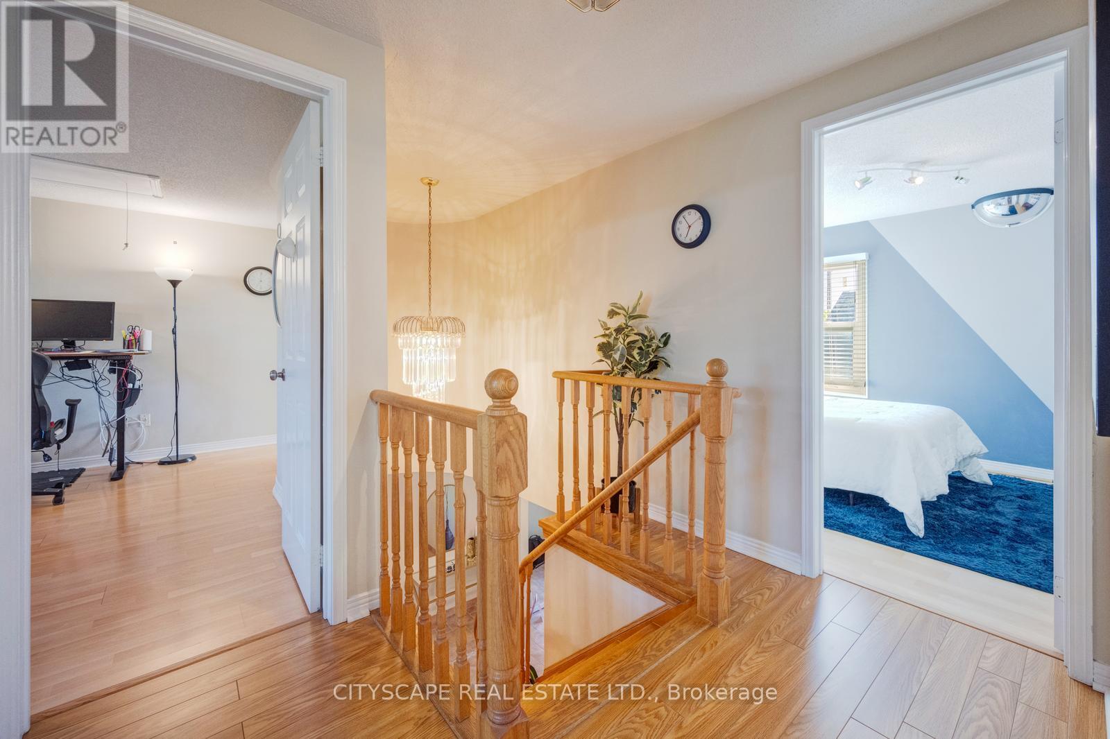 301 KINGSBRIDGE GARDEN - 24