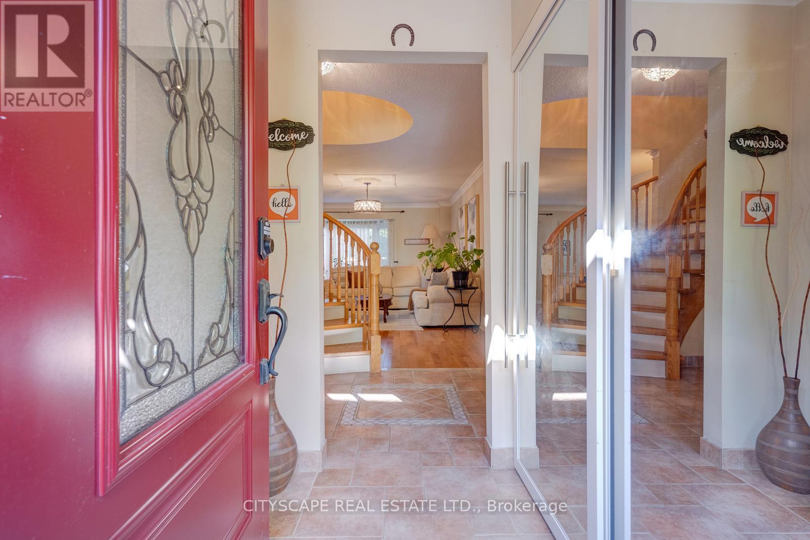 301 KINGSBRIDGE GARDEN - 4