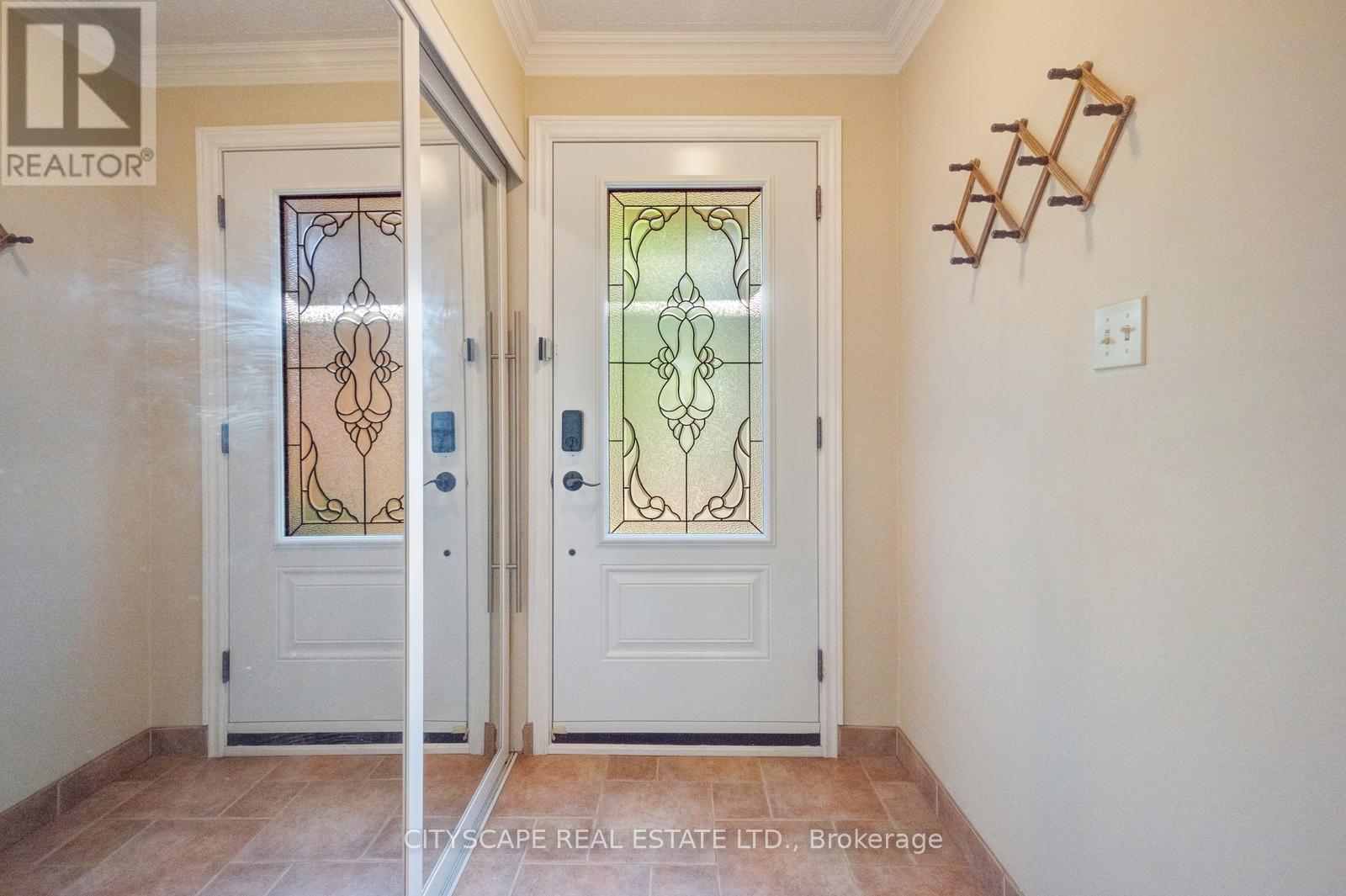 301 KINGSBRIDGE GARDEN - 5