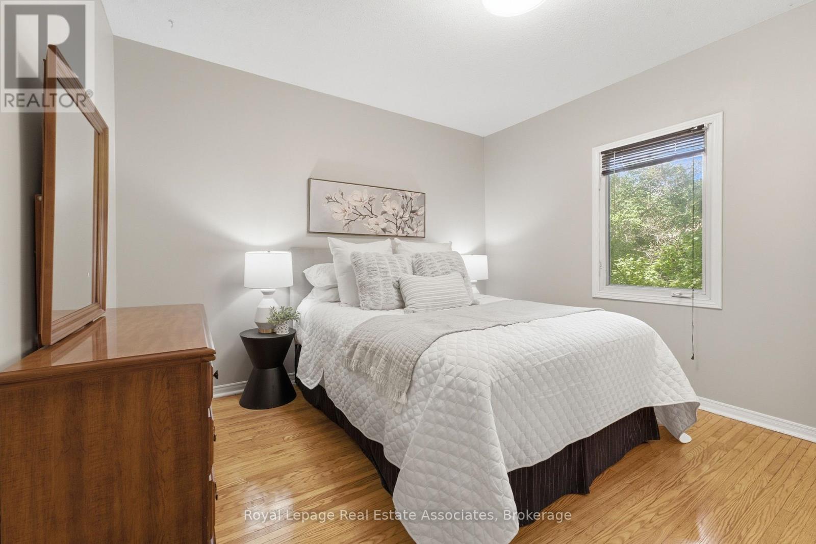 64 EAGLEWOOD BOULEVARD - 10