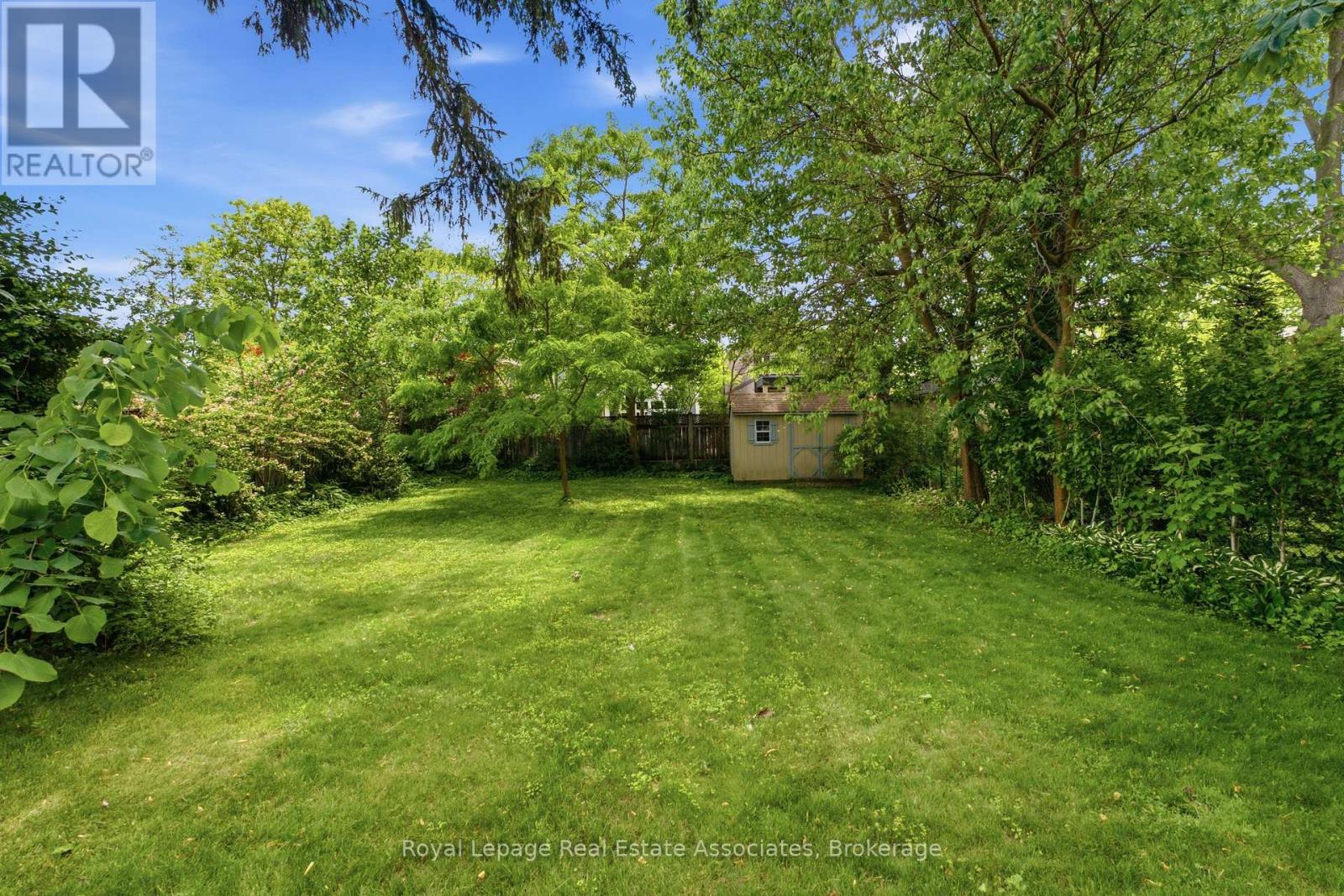 64 EAGLEWOOD BOULEVARD - 34