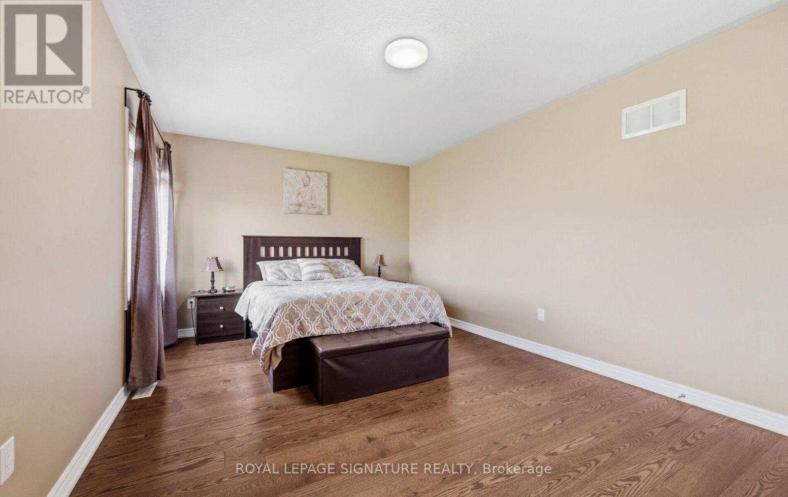 476 NAIRN CIRCLE - 22