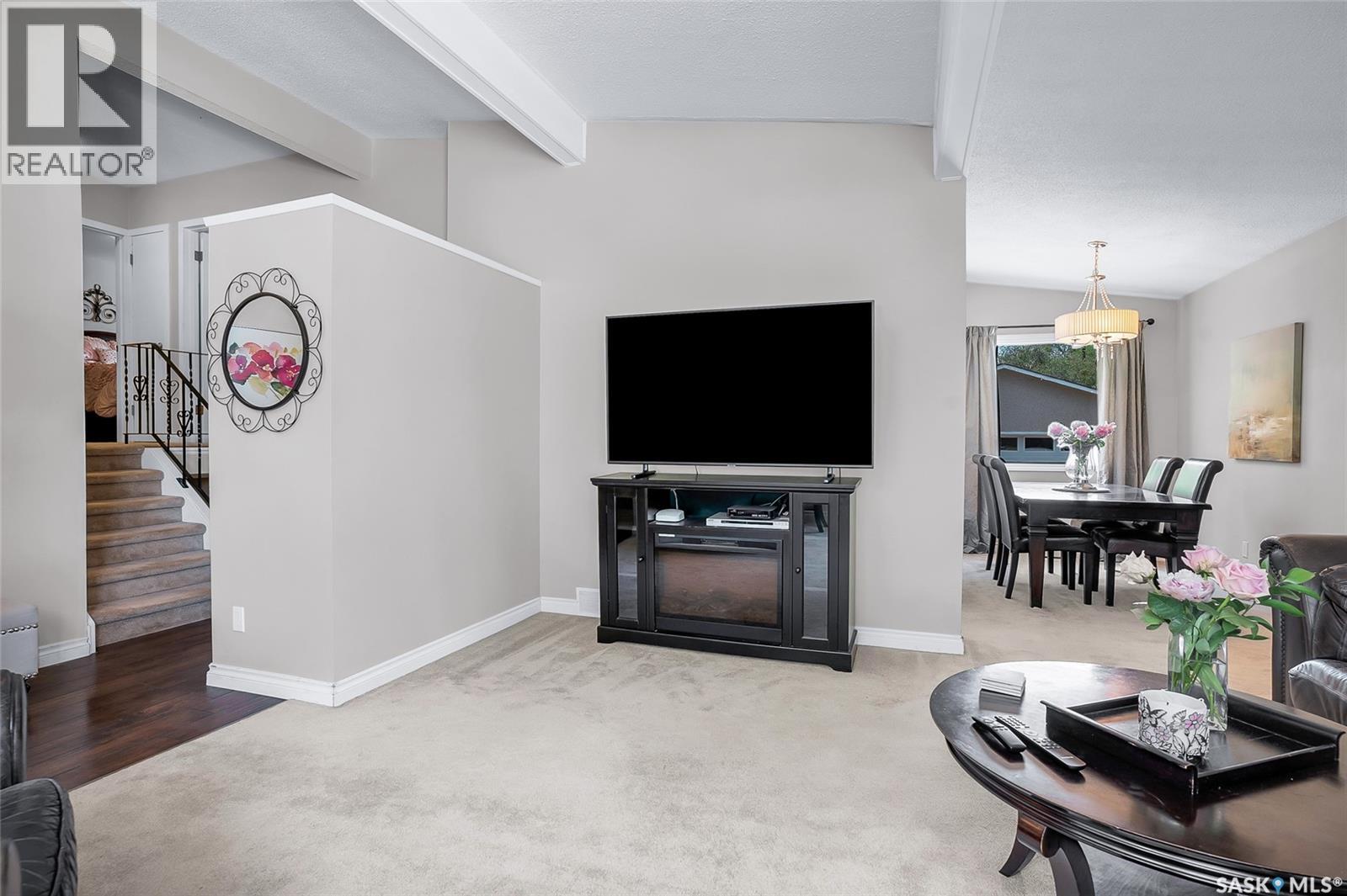 42 Neilson CRESCENT — photo 8