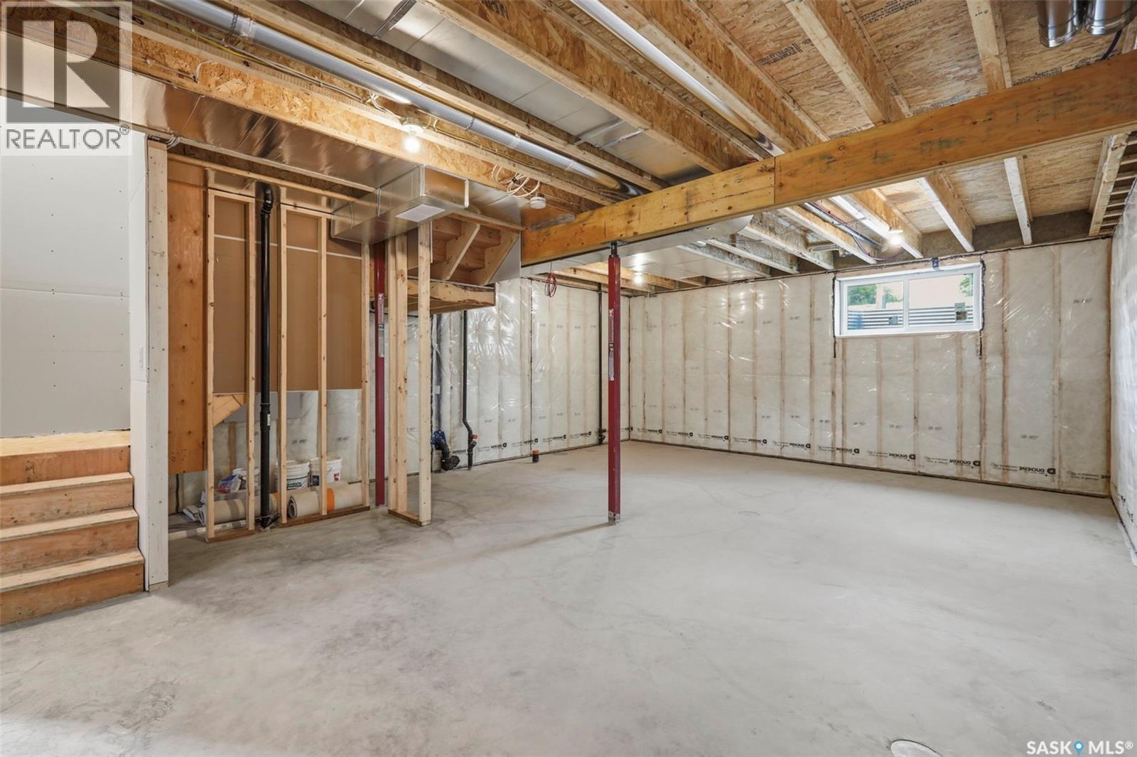 1516 Ewart AVENUE S — photo 30
