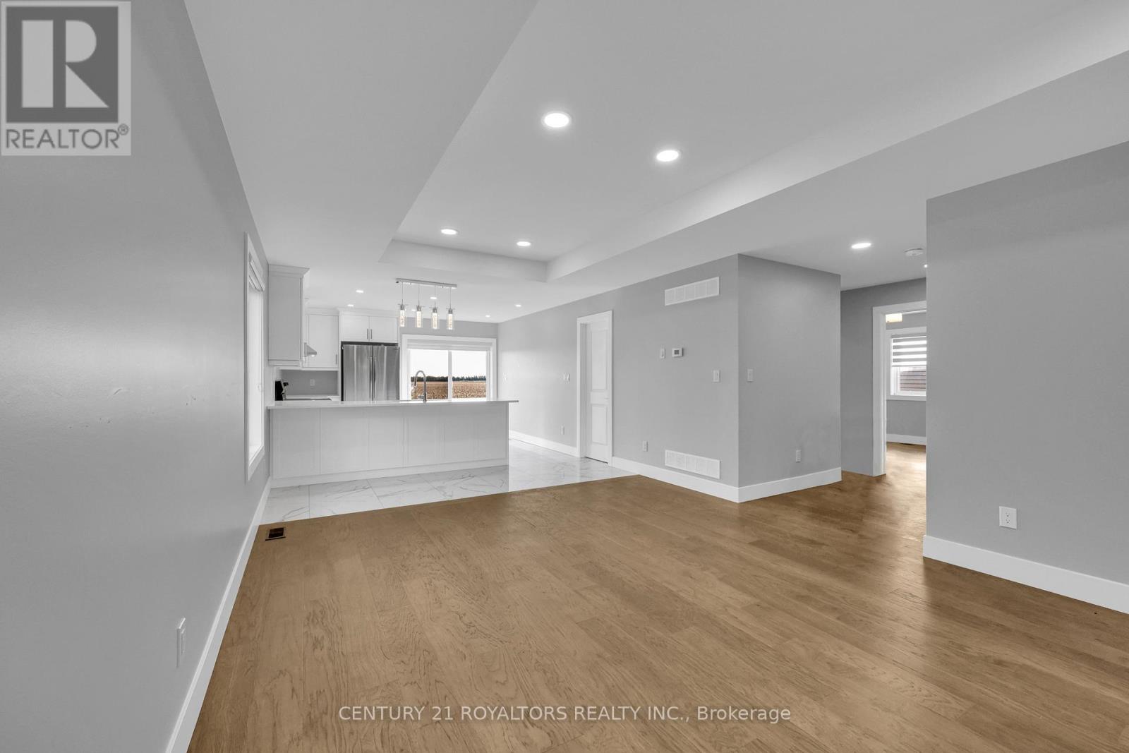 802 KEIL DRIVE - 18