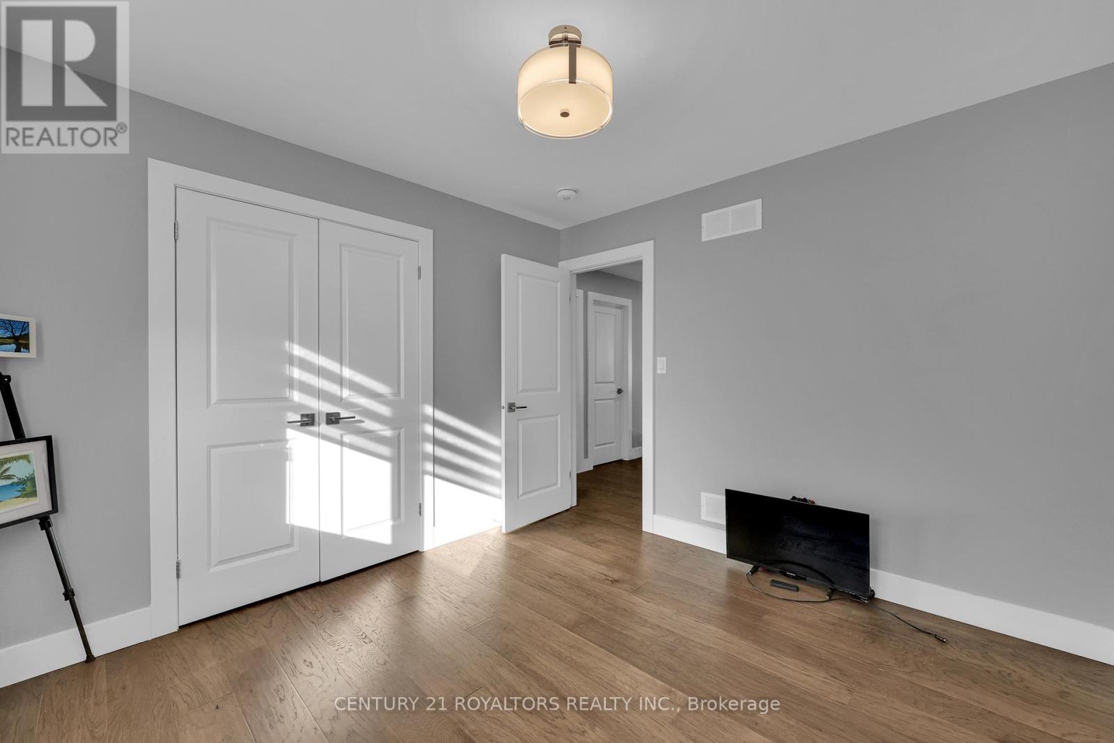 802 KEIL DRIVE - 24