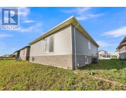 802 Keil Drive, Chatham Kent, ON N7M0T4 Photo 43