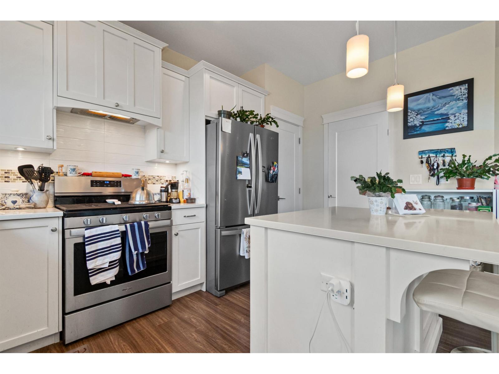 41 50634 LEDGESTONE PLACE, Eastern Hillsides, Chilliwack