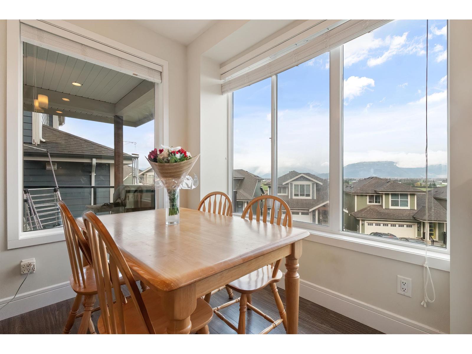 41 50634 LEDGESTONE PLACE, Eastern Hillsides, Chilliwack