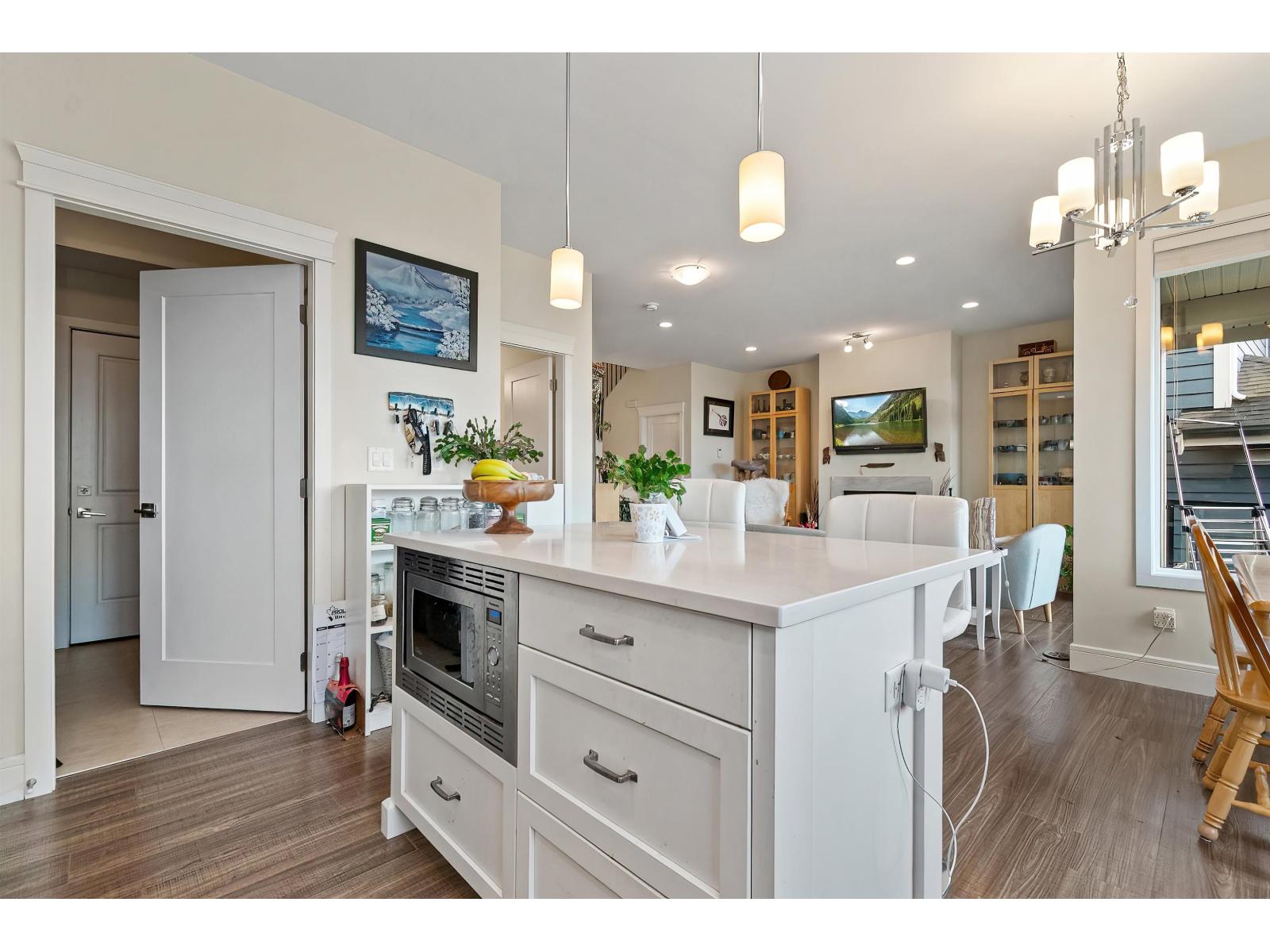 41 50634 LEDGESTONE PLACE, Eastern Hillsides, Chilliwack