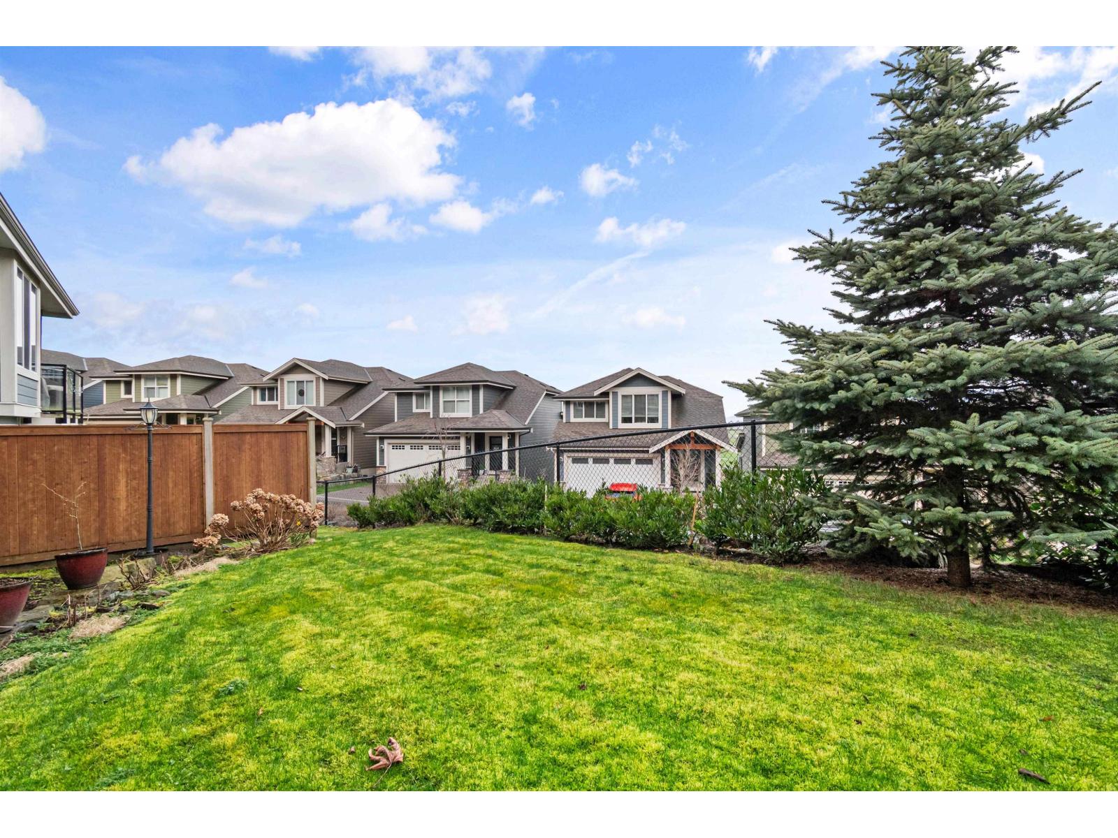 41 50634 LEDGESTONE PLACE, Eastern Hillsides, Chilliwack