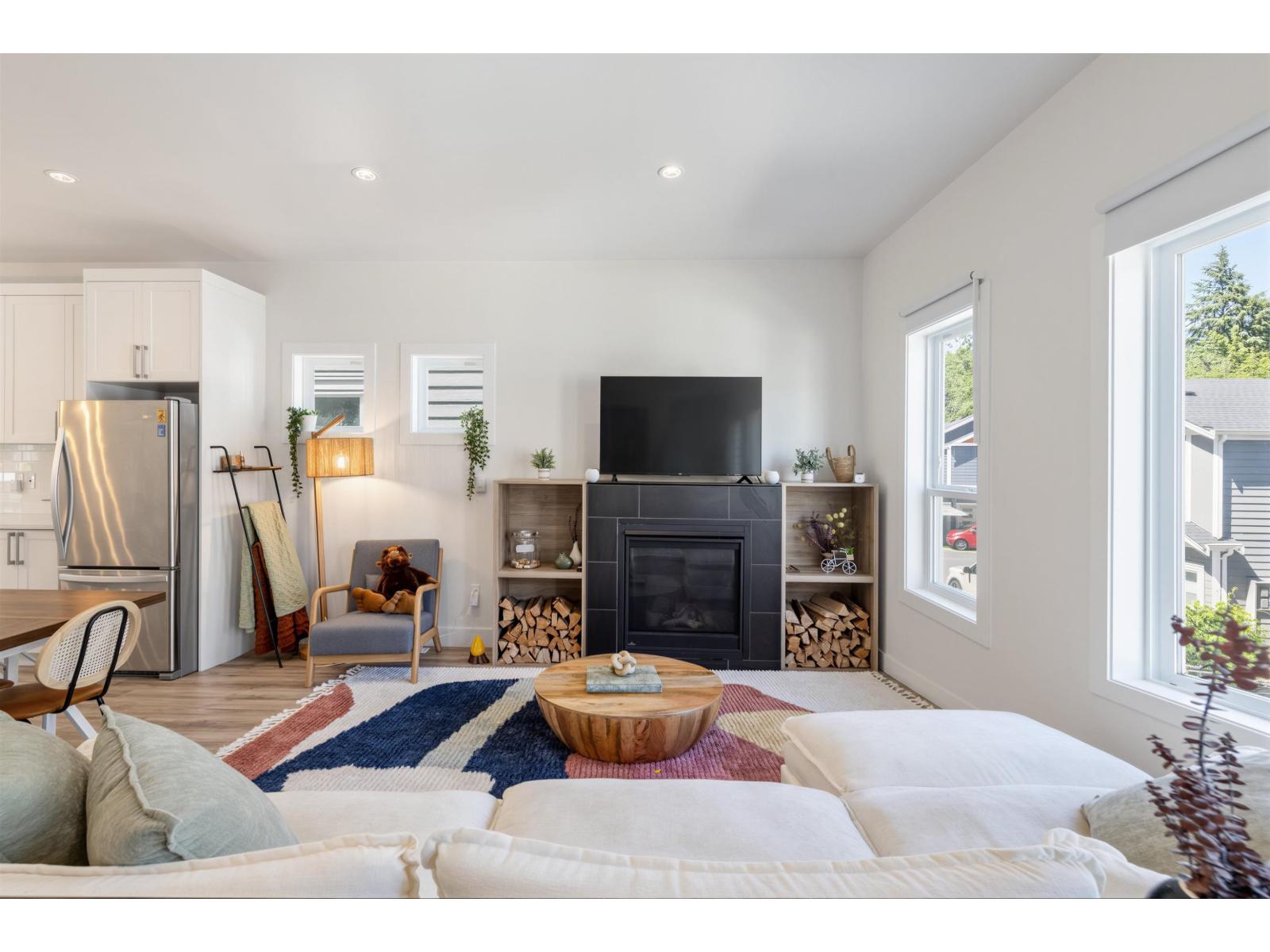 16 750 HOT SPRINGS ROAD, Harrison Hot Springs, Harrison Hot Springs