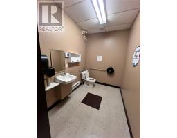 7-9 Roddick Crescent thumbnail 20