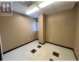 7-9 Roddick Crescent thumbnail 23