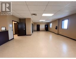 7-9 Roddick Crescent thumbnail 6