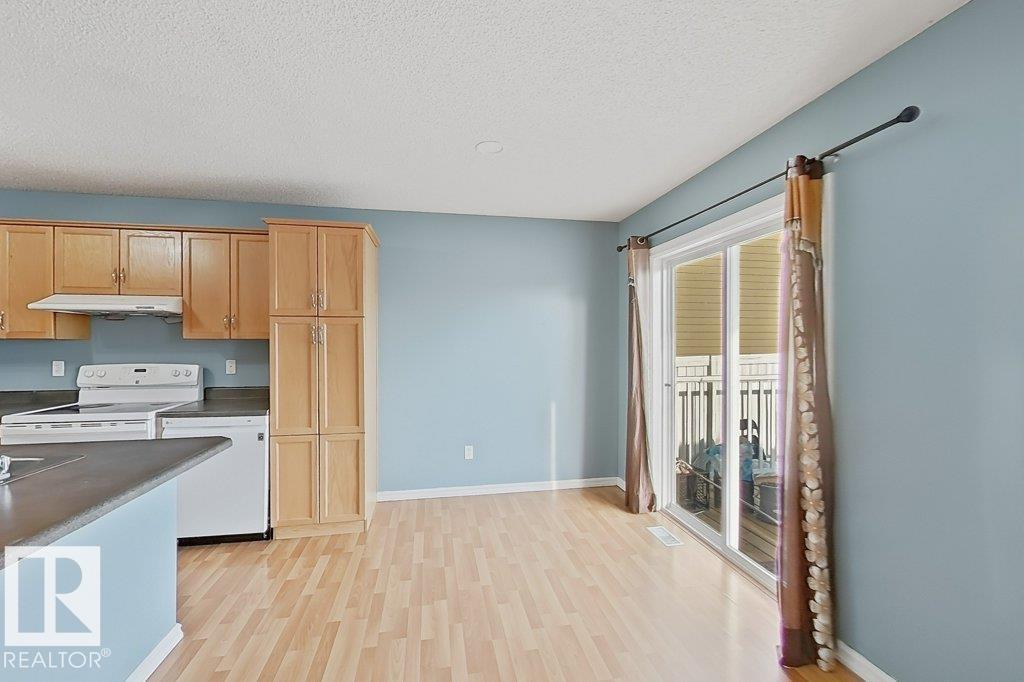 3347 24 AV NW - 11