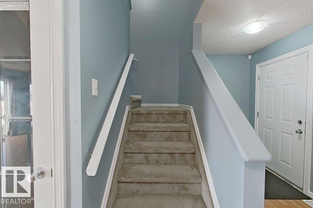 3347 24 AV NW - 26