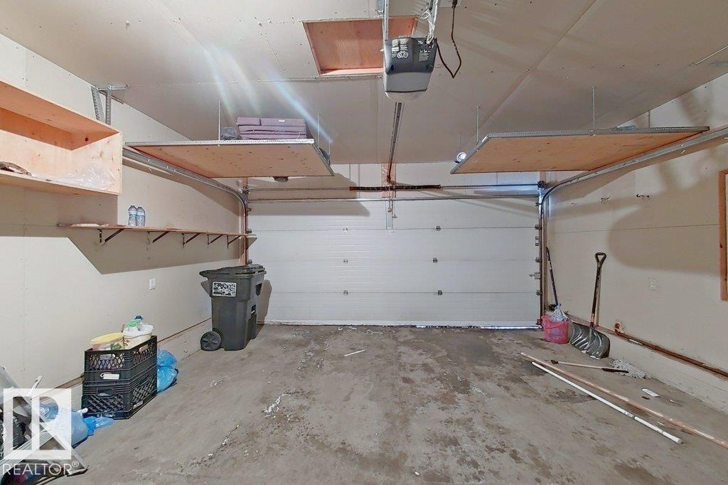 3347 24 AV NW - 32