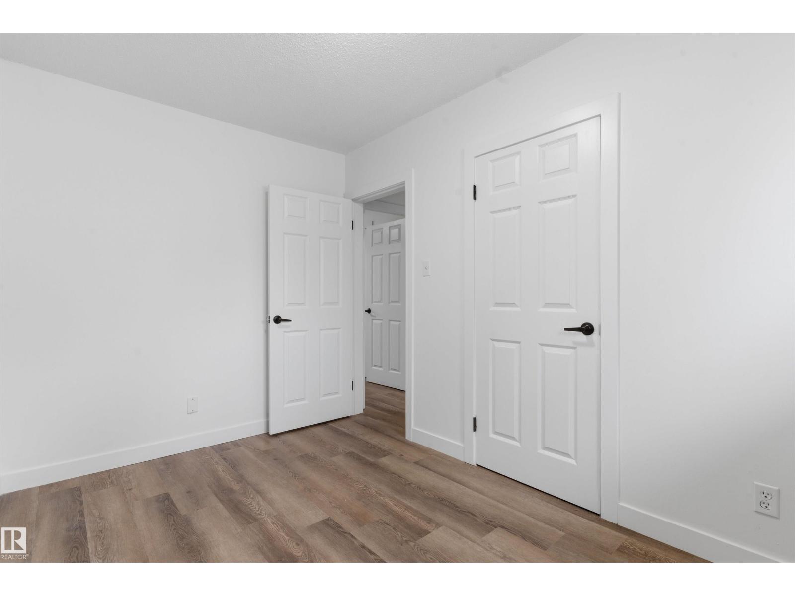 8328 165 ST NW - 12