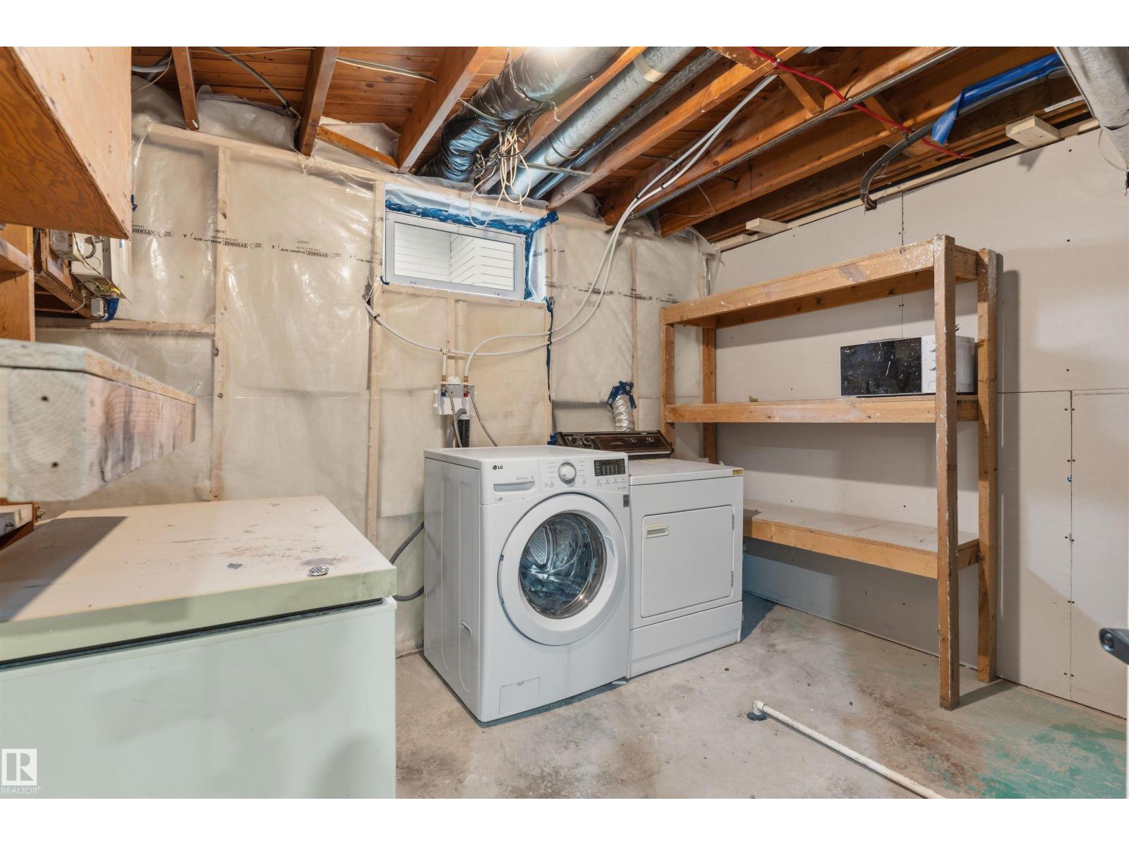 8328 165 ST NW - 21