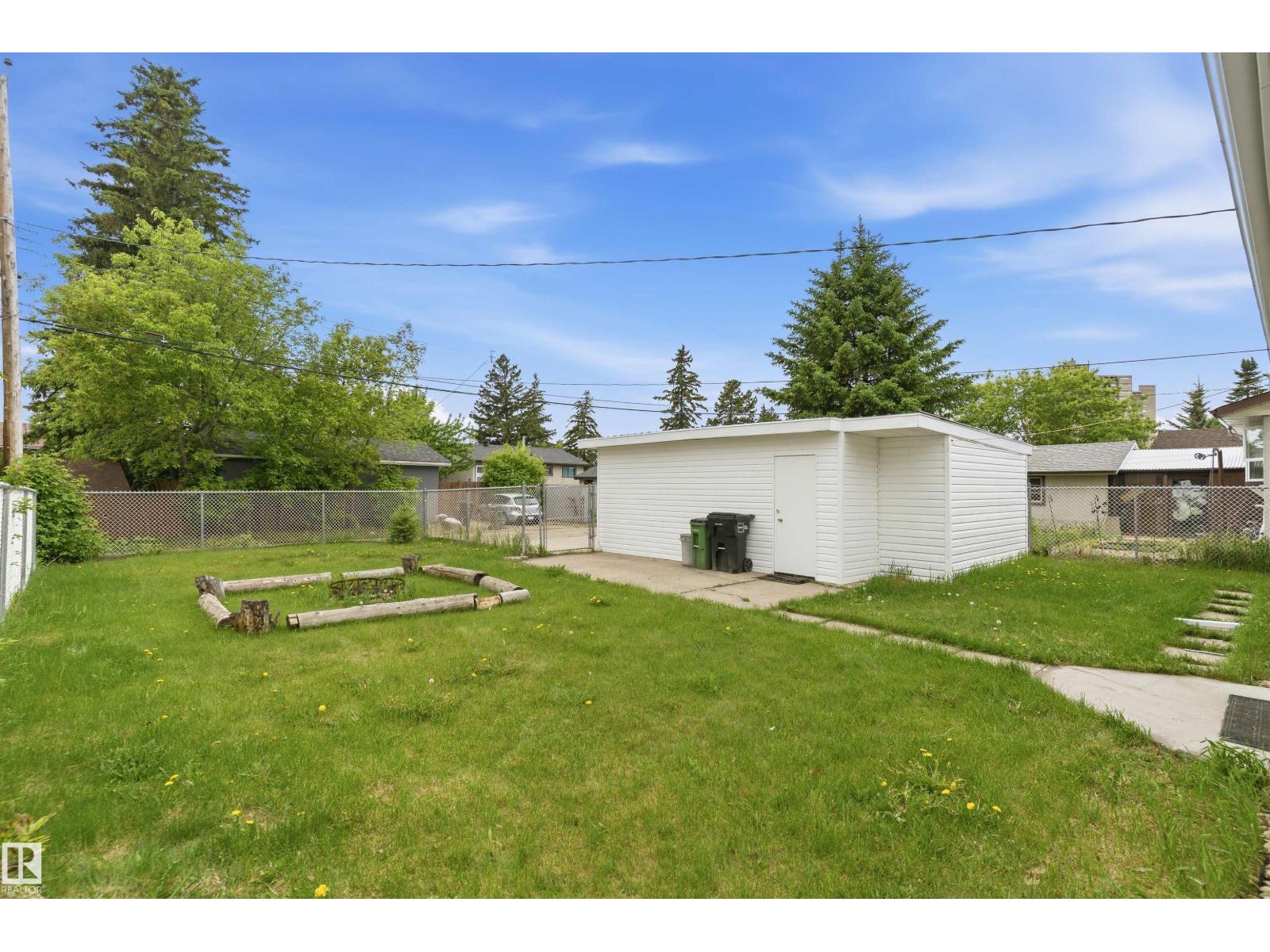 8328 165 ST NW - 27