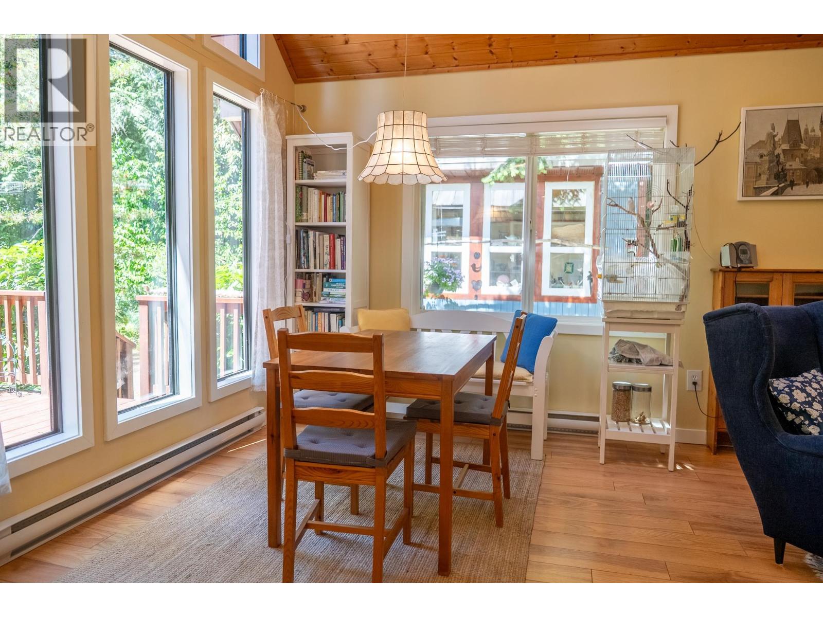 7913 SWANSON VIEW DRIVE, Pender Island