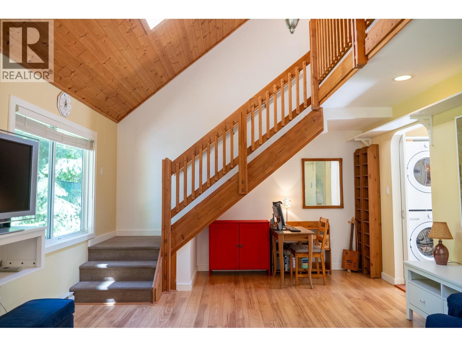 7913 SWANSON VIEW DRIVE, Pender Island