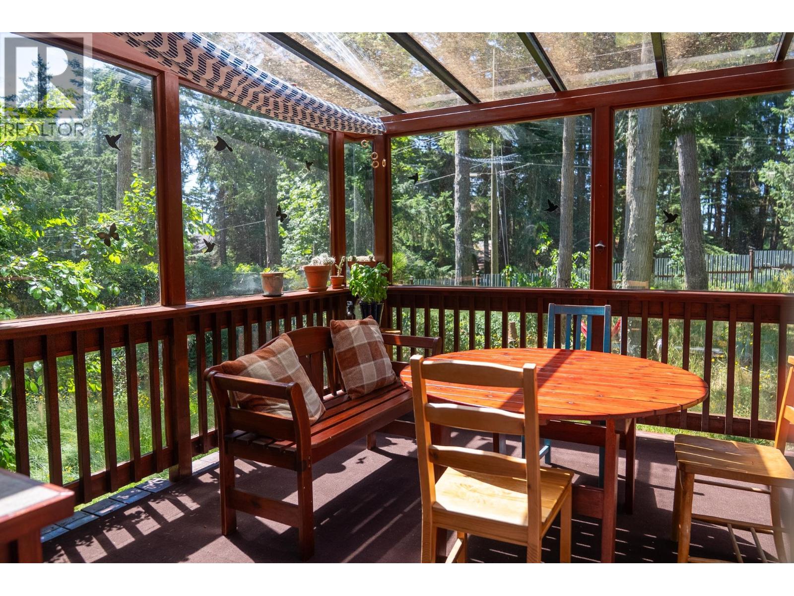7913 SWANSON VIEW DRIVE, Pender Island
