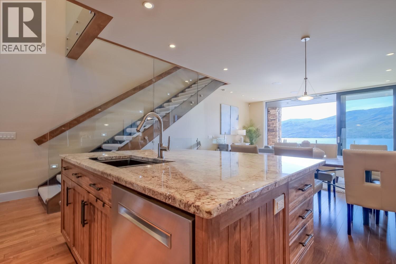 #1 5235 Buchanan Road - 13