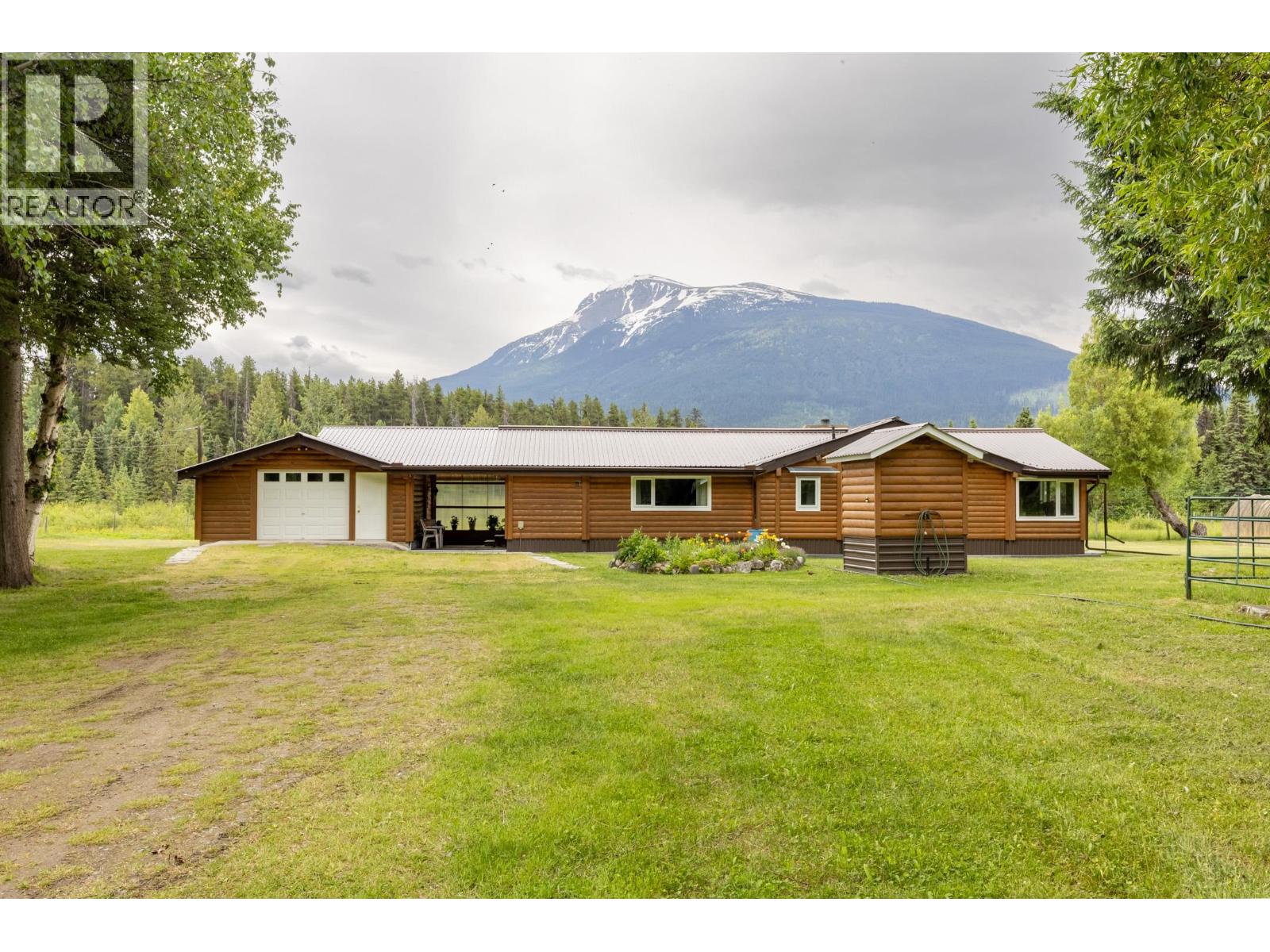 8210 S 5 HIGHWAY - 1