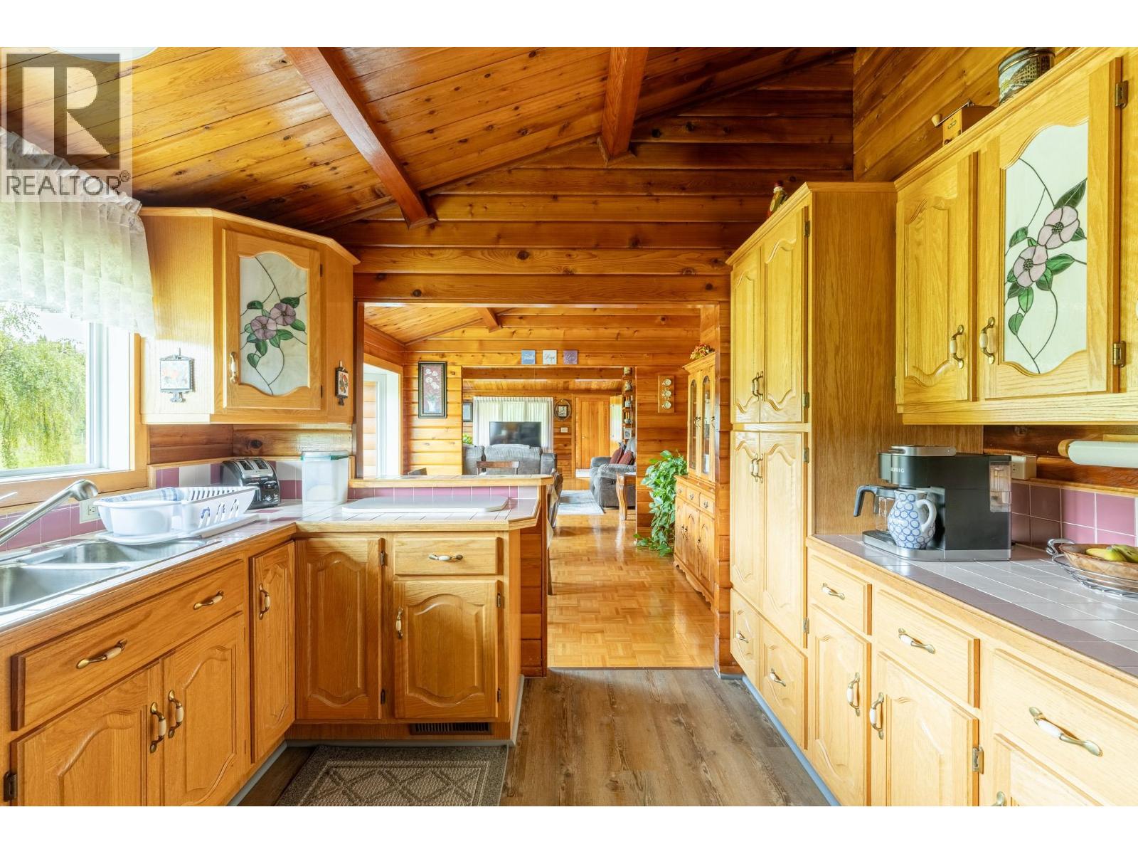 8210 S 5 HIGHWAY - 6