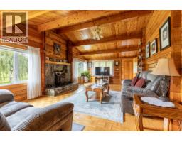 8210 S 5 Highway, Valemount, BC V0E2Z0 Photo 10