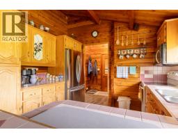 Utility room - 8210 S 5 Highway, Valemount, BC V0E2Z0 Photo 7