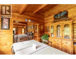 8210 S 5 Highway, Valemount, BC V0E2Z0 Photo 8